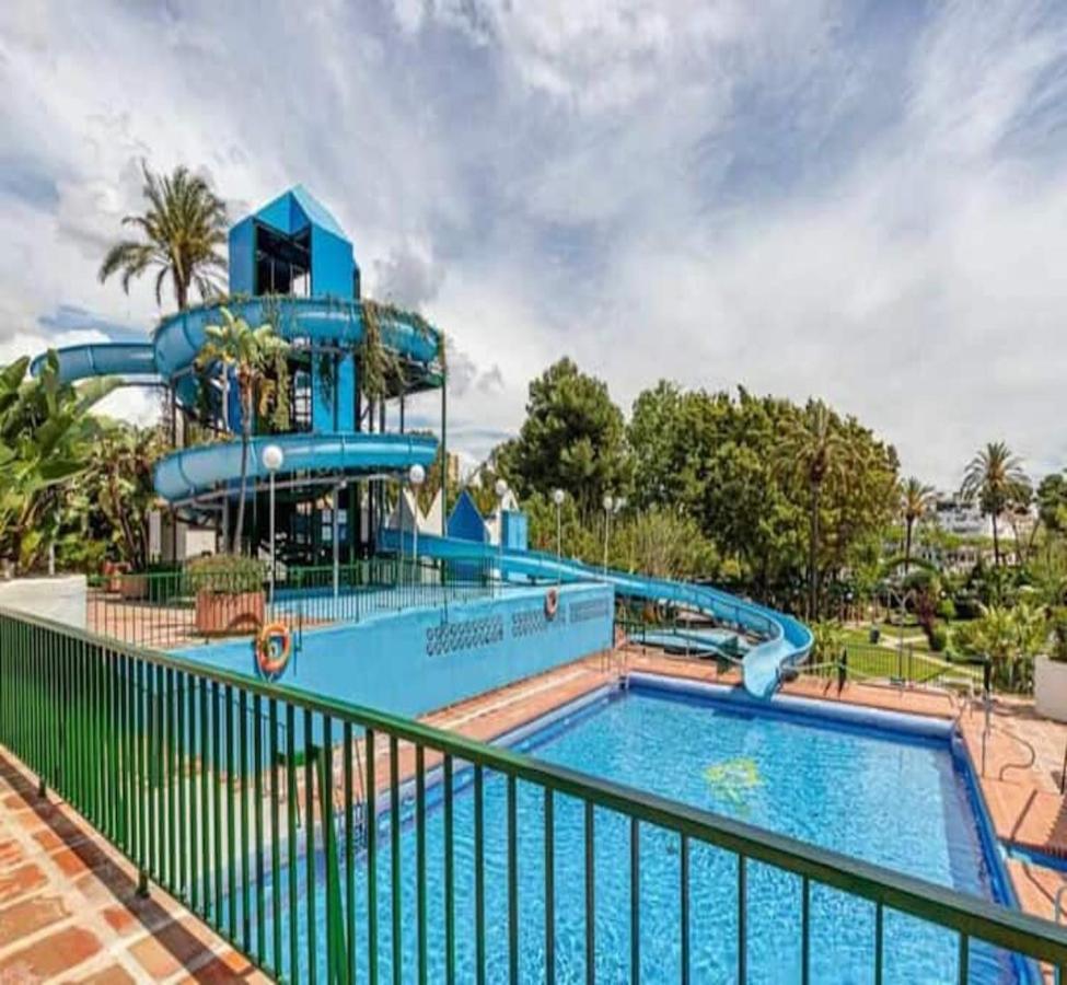 797 Holiday Rentals- Precioso Piso Con Vistas Al Jardin En Benalbeach 贝纳尔马德纳 外观 照片