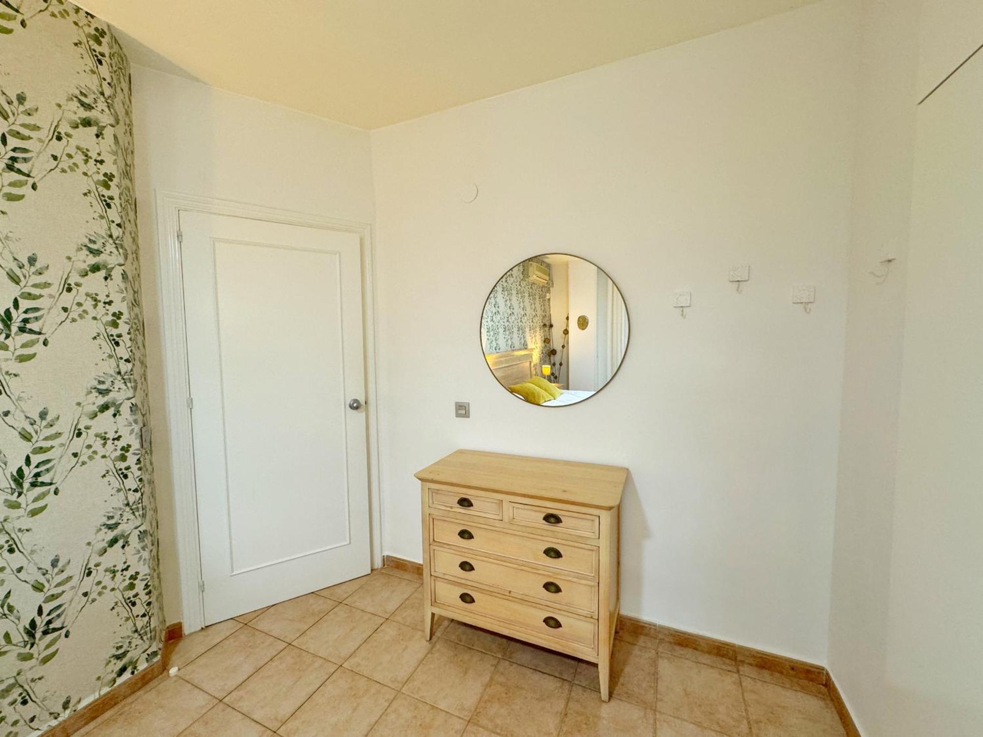 797 Holiday Rentals- Precioso Piso Con Vistas Al Jardin En Benalbeach 贝纳尔马德纳 外观 照片